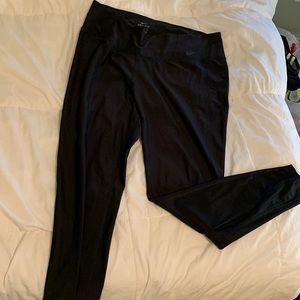 •NIKE DRI-FIT BLACK LEGGINGS• Size XL, great condition